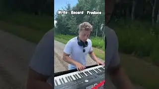Making a song while running a marathon 😳