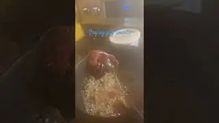 Frying sum good ole skins pig snouts