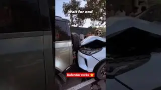 Defender vs Fortuner Crash Test - Fortuner Got Crushed! Defender Proves Its Strength #defendercrash