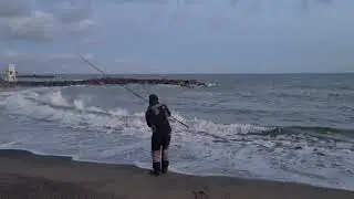 Differenza Tra SURFCASTING BEACH LEDGERING e ROCKFISHING 👉🔍🌊