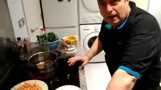 Espinacas con garbanzos con estilo andaluz