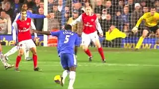 Essien screamer of a Goal vs Arsenal 2006