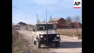 CROATIA/BOSNIA-Rebel Forces Block UN Convoy