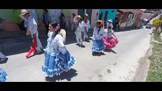 el des file de las  reinas en santaisabel tol presenta el Reportero El Propio