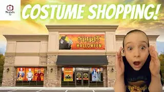 Patio Dinosaur and Spirit Halloween 2021 | Mirabella TV Halloween Fun!