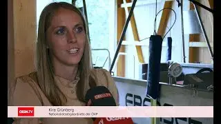 KIRA GRÜNBERG // Besuch der sanierten Sportstätte in Ebensee