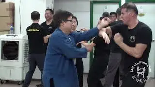 Wing Chun Chi-sau exercise - Master Sam Lau & Mauro