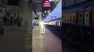 Haripriya Express 17416 #shorts #train #haripriyaexpress #kolhapurtotirupati #wap7 #smartsocialtime
