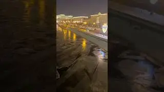 Никаких нейросетей! Только вокал и леденящая Москва-река