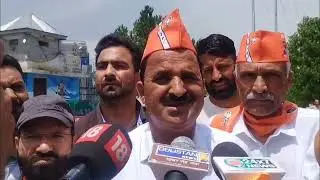 BJP state unit stage protest against the kil*ing of party worker in Shopian