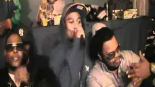 GRINDCITY PERFORMING 