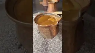 Зачем турки варят кофе в песке?