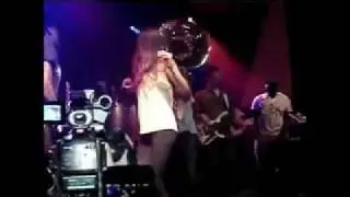 Joss Stone Jamming with The Roots