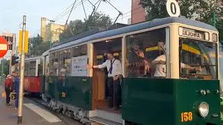 Trzy zabytkowe tramwaje