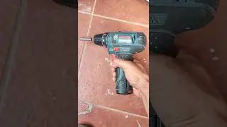 Bosch GSR 12V-15 Drill after 6 years old*it's still working*