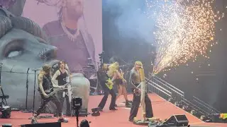 Machine Gun Kelly (12/19/2025) - Lost Americana Tour - Live In Tampa FL