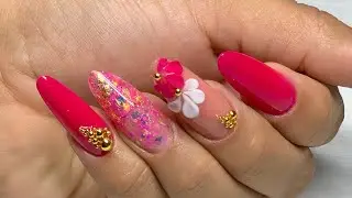 Dise&ntilde;o de sal&oacute;n en rosa ne&oacute;n