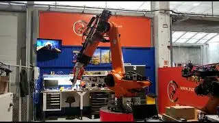 KUKA KR210 R3100-2 industrial robot at Eurobots