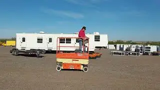 #405 - JLG 1930ES Scissor Lift