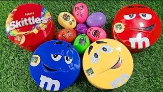 oddly satisfying l unpackingq 12 M&M'sand Skittles joy Boxe With ASMR