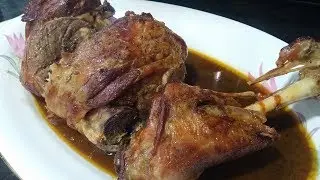Cómo hacer pierna de cordero a la miel de romero, al estilo de Mariaje