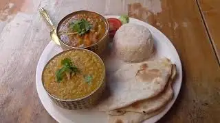 Indisk Thali s&aelig;t. 84 Chakrabongse Road