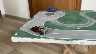 Meine Fertige CarMotion Teststrecke im Betrieb mit den Viessmann LKWs