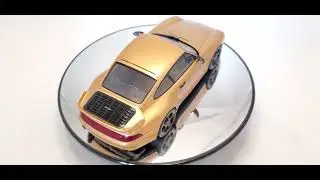 GT Spirit Porsche 911 993 Turbo Gold