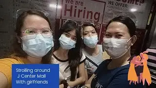Strolling @ J Center Mall with girlfriends #findingFood #MangInasal #friends #girlfriends