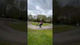 Jump to double manual at Snodland Pumptrack👌💯 #tarmac #pumptrack #bmxrace #bmx