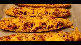 Stokbrood gevuld met kip