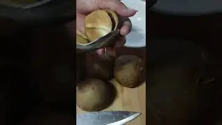chico #fruit #deliciousfood  #trending #viralshort
