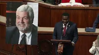 Амо почтил память А.Т. Уолла в зале заседаний Палаты представителей.