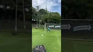 Entrenamiento de arqueros con el Profesor Alberto Gamero.