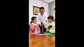 坑哥哥压岁钱 舍不得孩子套不着狼，妹妹学到精髓了！ #专治各种不开心 #坑哥哥的妹妹 #压岁钱到手 #压岁钱怎么处理#意想不到的结局