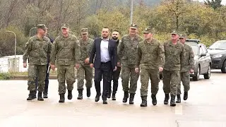 Ministri i Mbrojtjes, Ejup Maqedonci vizitoi KDS dhe rekrutët e rinj të stervitjes ushtarake bazike