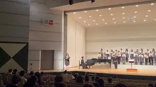 第１部のMC　帯広アドニス少年少女合唱団OG　中道愛美
