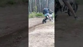 Дрифт в лесу!
