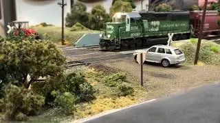HO Scale Railfanning - Short Switching Session On Free-Mo Modules