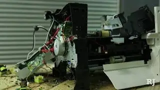 Wreck Room in Las Vegas lets you destroy glass bottles and TVs