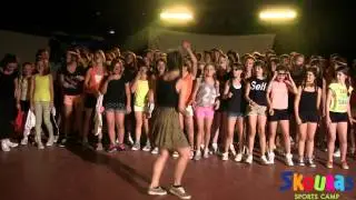 Skouras camp: Τραγούδι 