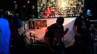 the brejas - n.i.b (black sabbath) cover 21/09/2013 micr&oacute;bios rock bar
