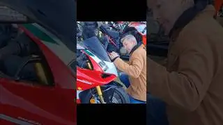When a Motorcycling Legend Signs the Bike that Ducati Built in His Honour! #ducati #troybayliss