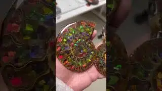 As a decoration, is it a good choice, right? #ammolite #customized #artisanjewelry #handmadegi