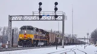 CP Heritage SD70ACU #7011 leads 686 south through Rondout, IL! 1/25/20