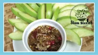 Sweet And Spicy Fruit Dipping Sauce (Nam Pla Wan)