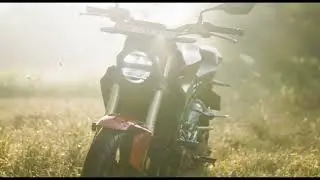 Honda CB300R: A Stylish, Lightweight Naked Bike with Impressive Performance and Efficiency