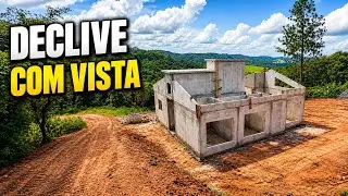 Casa pr&eacute; moldada em terreno declive 1000m2
