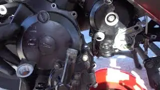 Kymco Super Dink Quitar tapa aceite agua y quitar alternador Video 4