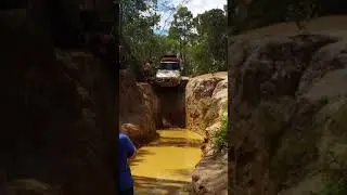 CAPE YORK - Crazy bloke throwing his car over Gunshot!!